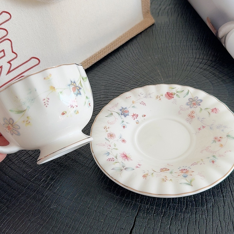 Goldverziertes Blumenmuster Ka – Draw Coffee And Tea Bewertung und Preis