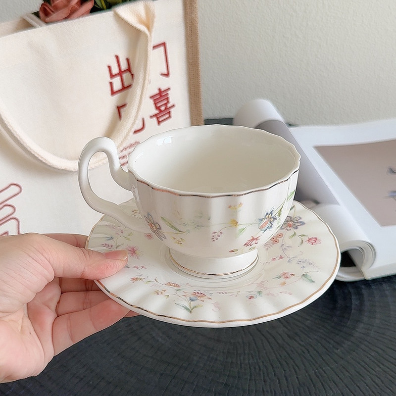 Goldverziertes Blumenmuster Ka – Draw Coffee And Tea Bewertung und Preis